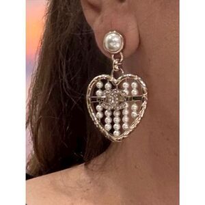 CHANEL Gold Heart Earrings with Pearl and diamond Accents